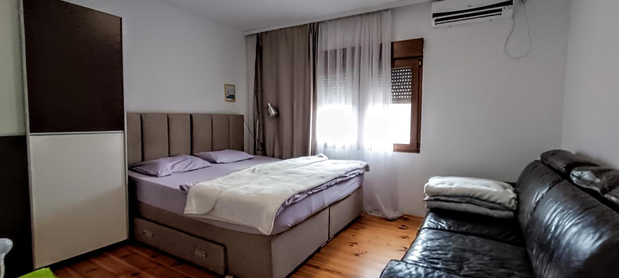 Holiday Home Haustor With Skadar Lake View Podgorica Exterior foto