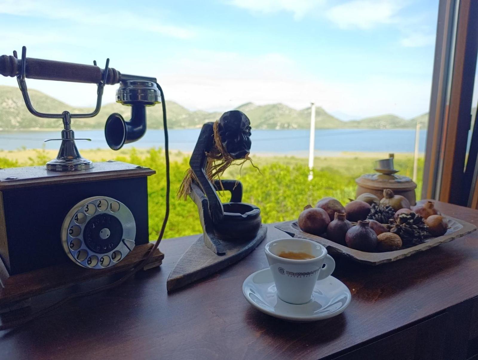 Holiday Home Haustor With Skadar Lake View Podgorica Exterior foto